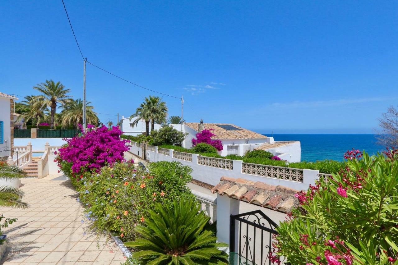 Villa Calalga Сasa Frente A La Playa Con Piscina Privada Calp Exterior foto